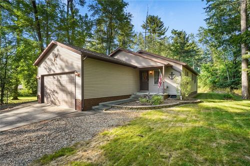 1240 Arcadia Drive Sw, Sherrodsville, OH, 44675 | Card Image