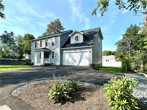 253 Central St, Manville, RI, 02838-1004 | Card Image