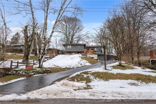 19 Gibson Drive, Simcoe, ON, N3Y3L1 | Card Image