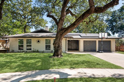 1012 Keith Dr, Hurst, TX, 76053-5004 | Card Image