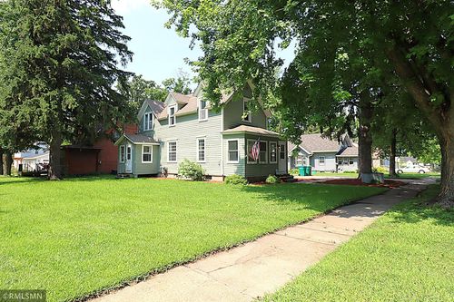 711 2nd St N, Dassel, MN, 55325-2227 | Card Image
