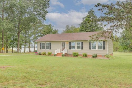 68 Flagstaff Rd, Lancaster, VA, 22503-3264 | Card Image