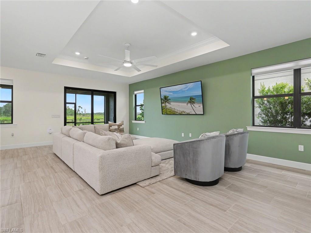 Residential in ESTERO 4