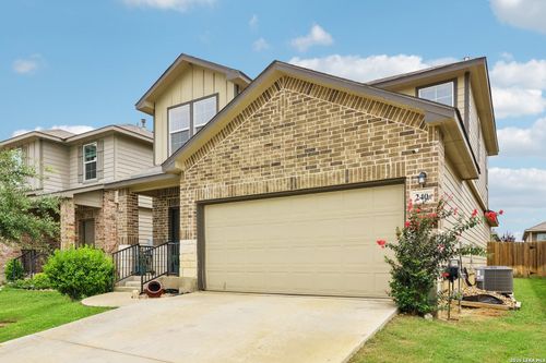 240 Middle Green Loop, Floresville, TX, 78114-0047 | Card Image