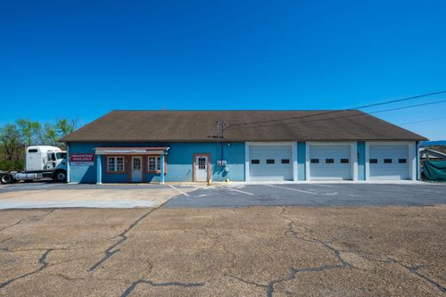 1090 Virginia Ave, HARRISONBURG, VA, 22802-2558 | Card Image