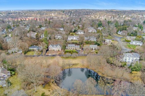 21 Tisdale Rd, Scarsdale, NY, 10583-5613 | Card Image