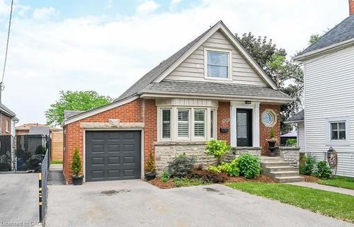 1709 King St E, Hamilton, ON, L8K1V4 | Card Image