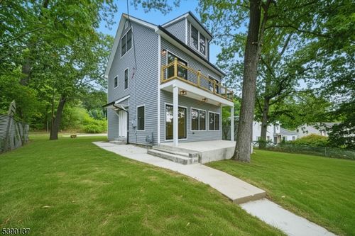 32 Alpine Dr, Lake Hopatcong, NJ, 07849-1246 | Card Image