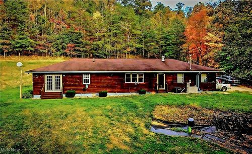 9045 Glendale Rd, Cairo, WV, 26337-6461 | Card Image