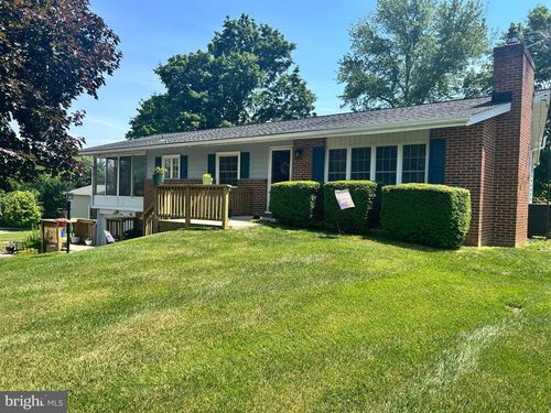 3220 Sykesville Rd, Westminster, MD, 21157-8250 | Card Image