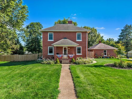 926 Wisconsin St, Le Claire, IA, 52753-9640 | Card Image