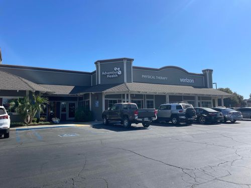 75 W Hanford Armona Rd, Lemoore, CA, 93245-2221 | Card Image