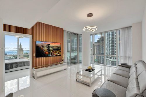 unit-1411-851 Ne 1st Ave, Miami, FL, 33132-1839 | Card Image