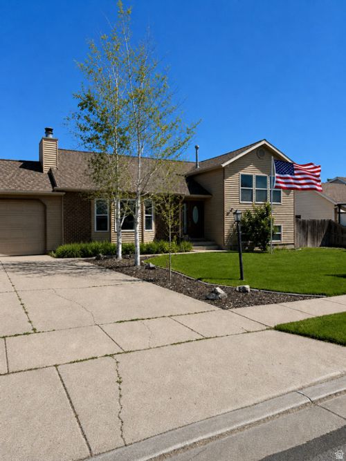 2010 12820, Riverton, UT, 84065-4704 | Card Image