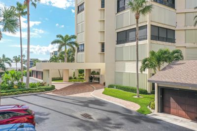 4212 - 2400 S Ocean Drive, Condo with 3 bedrooms, 2 bathrooms and null parking in Fort Pierce FL | Image 2