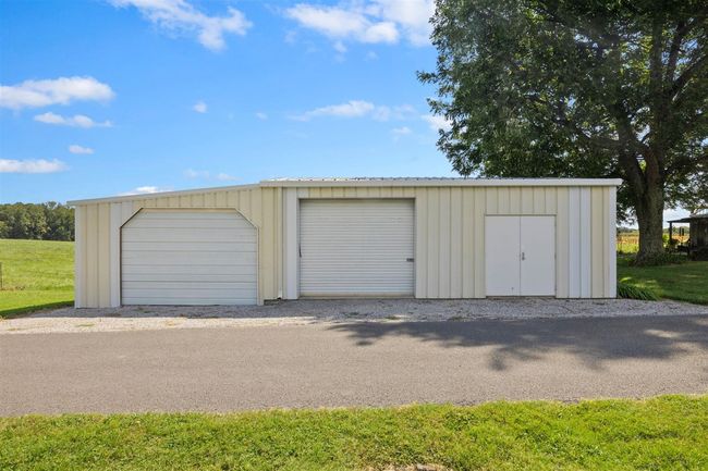 2108 Duncan Rd, Home with 3 bedrooms, 3 bathrooms and null parking in Fountain Run KY | Image 16