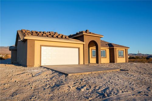 5821 Genoa Avenue, Pahrump, NV, 89060 | Card Image