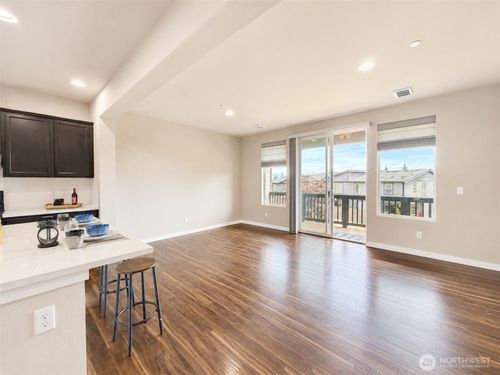 7911 19th Dr Se, Everett, WA, 98203-6775 | Card Image