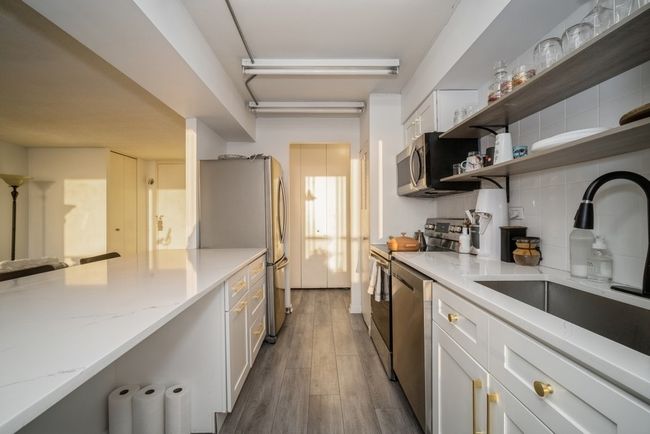 A15D - 3925 Triumvera Dr, Home with 1 bedrooms, 1 bathrooms and null parking in Glenview IL | Image 7