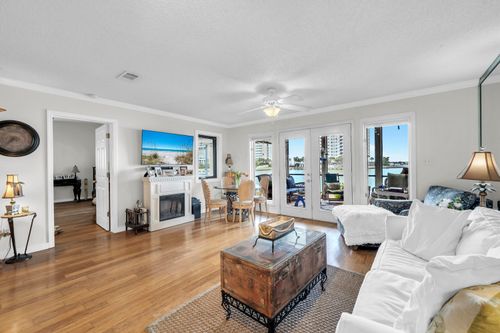 200-8 Stewart Lake Cv, Miramar Beach, FL, 32550-3072 | Card Image