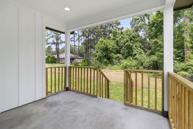 611 Bridgeview Dr, House other with 3 bedrooms, 2 bathrooms and 2 parking in Onalaska TX | Image 5