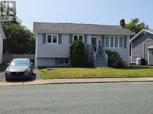21 Dunlea St, St. John's, NL, A1A3B2 | Card Image