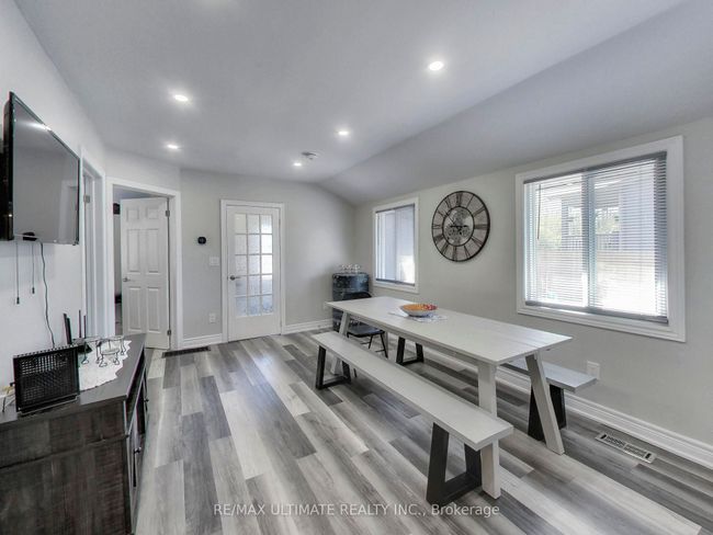 774 Jacksonville Rd, House other with 3 bedrooms, 2 bathrooms and 12 parking in Willow Beach ON | Image 5