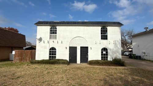 1907 Nolen Ct, Arlington, TX, 76012-5956 | Card Image