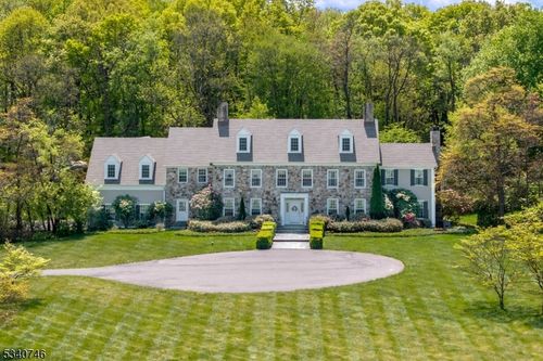 13 Glennon Farm Ln, Lebanon, NJ, 08833-4504 | Card Image