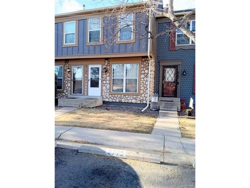 2756 E Nichols Cir, Centennial, CO, 80122-3427 | Card Image