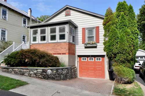 17 River Ave, Cornwall On Hudson, NY, 12520-1115 | Card Image