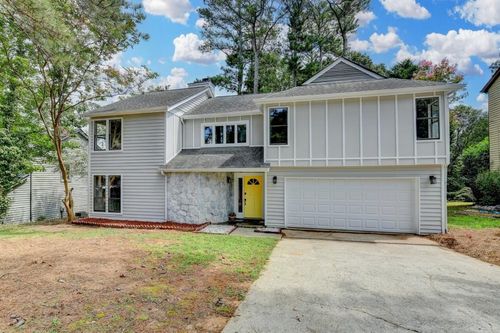 4767 Glenwhite Dr, Duluth, GA, 30096-4466 | Card Image