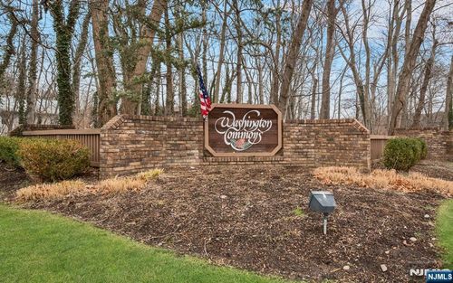 31d-31 Berkeley Ct, Twp Washingtn, NJ, 07676-4349 | Card Image