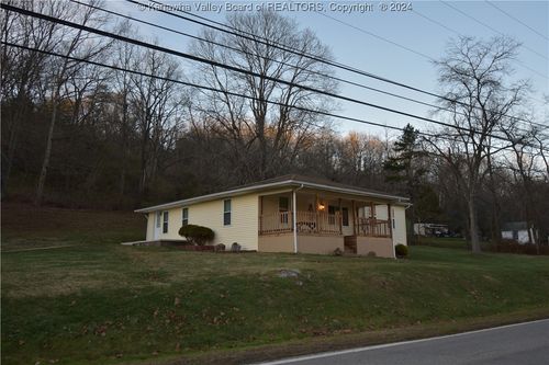 4547 Parkersburg Road, Sandyville, WV, 25275 | Card Image