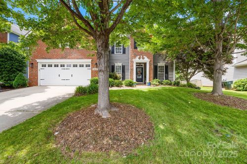622 Lorain Ave Nw, Concord, NC, 28027-8100 | Card Image
