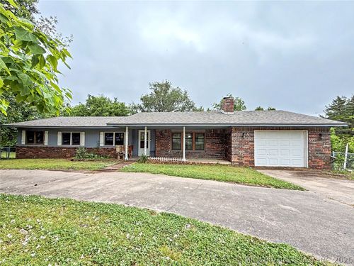 1104 Michael St, Tahlequah, OK, 74464-7306 | Card Image