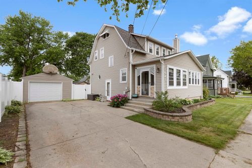 1421 Garfield Ave, Belvidere, IL, 61008-5729 | Card Image