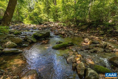 2530 Beech Grove Rd, Roseland, VA, 22967-2107 | Card Image