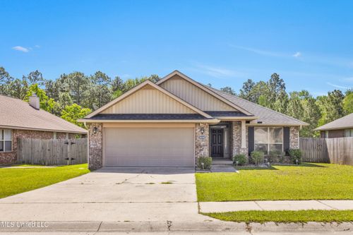 18280 Cardinal Ln, Gulfport, MS, 39503-5670 | Card Image