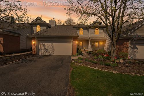 6626 Ridgeview Dr, Clarkston, MI, 48346-4456 | Card Image