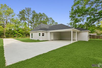 28646 Corby Dr, House other with 3 bedrooms, 2 bathrooms and null parking in Livingston LA | Image 2