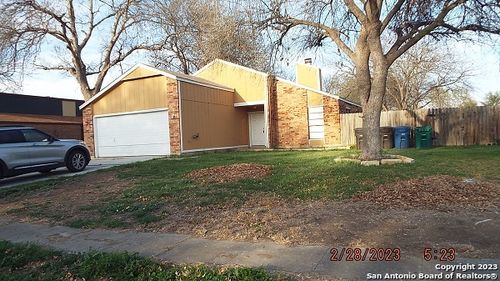13202 Larkwalk St, San Antonio, TX, 78233-5021 | Card Image