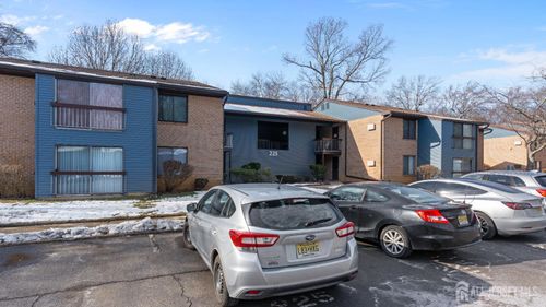 g-225 Medford Ct, Manalapan, NJ, 07726-5502 | Card Image