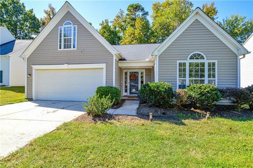 3339 Cherrybrook Dr, Jamestown, NC, 27282-7782 | Card Image