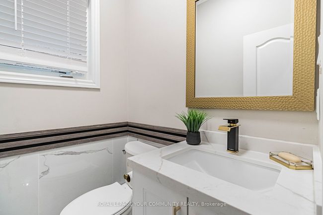 63 Regency View Hts, House other with 4 bedrooms, 4 bathrooms and 5 parking in Maple ON | Image 33
