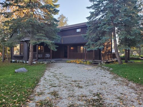 22 Woodcrest Ave, Collingwood, ON, L9Y0X2 | Card Image