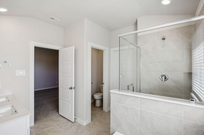 Photo is not of the actual home but is an inspirational photo of builder’s model home and may depict options, furnishings, and/or decorator features that are not included. | Image 33