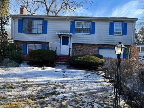 2 S Sherwood Ave, Randolph, MA, 02368 | Card Image