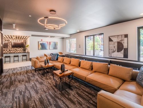 413-173 Morris St, Morristown, NJ, 07960-4332 | Card Image