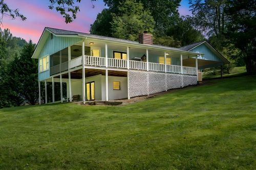 55 Chatuge Hills Dr, Hayesville, NC, 28904-6326 | Card Image